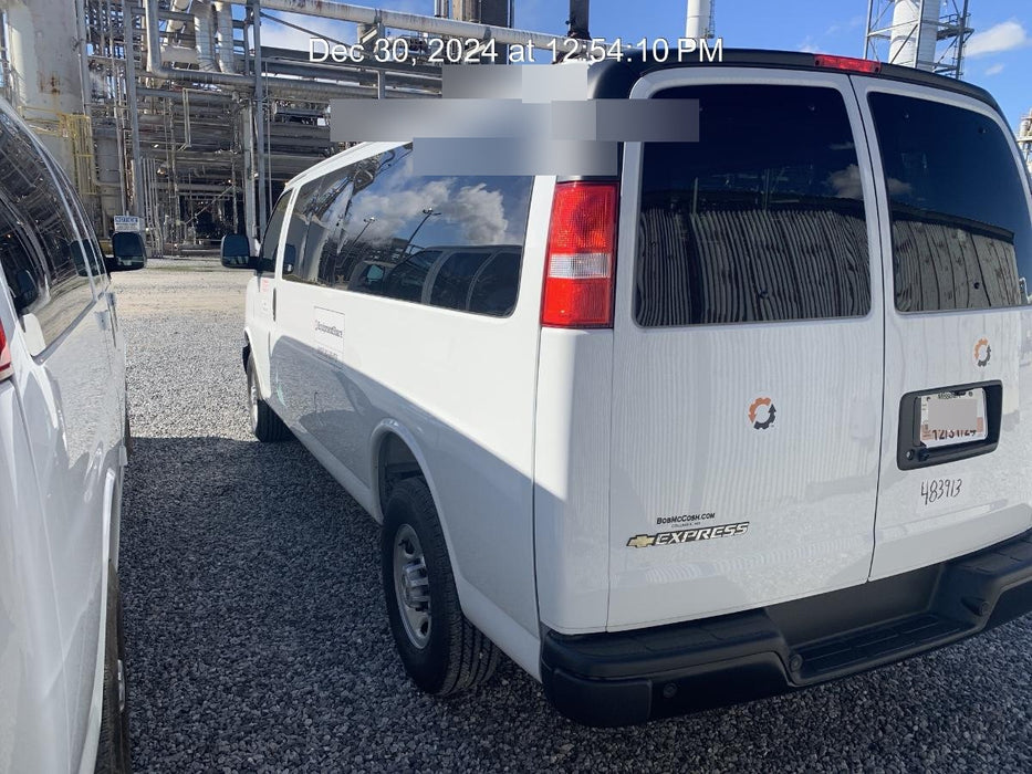 2025 CHEVROLET Express Van - Rental