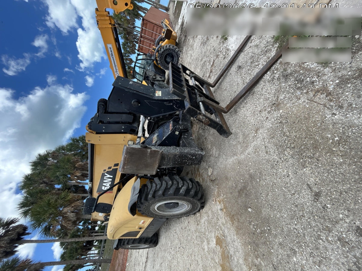 2022 SANY STH1056