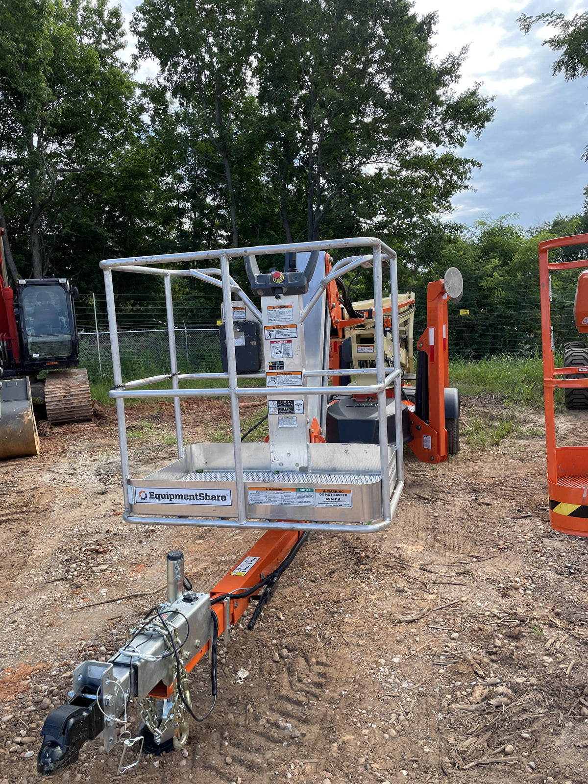 2022 JLG T500J