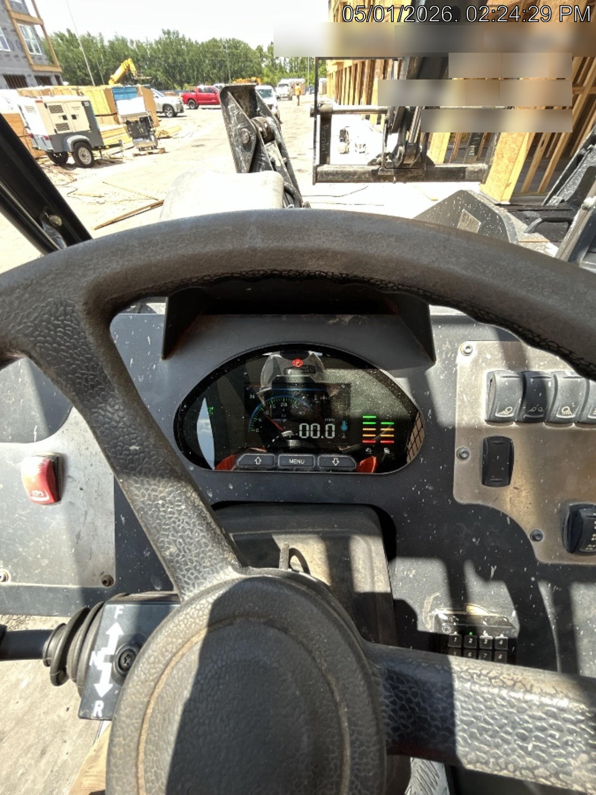 2022 SANY STH1056