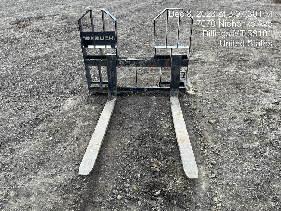 2022 TAKEUCHI 48" Pallet Forks - Takeuchi