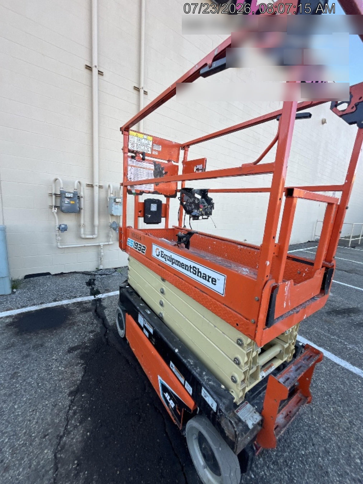 2021 JLG ES1932