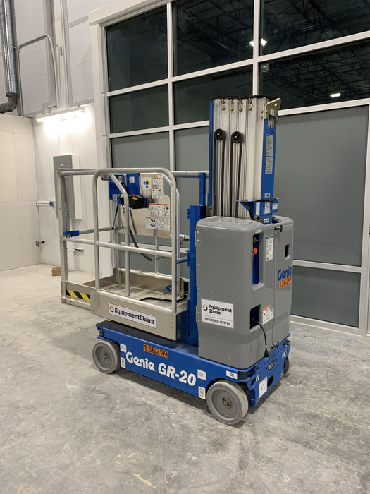 2021 GENIE GR-20