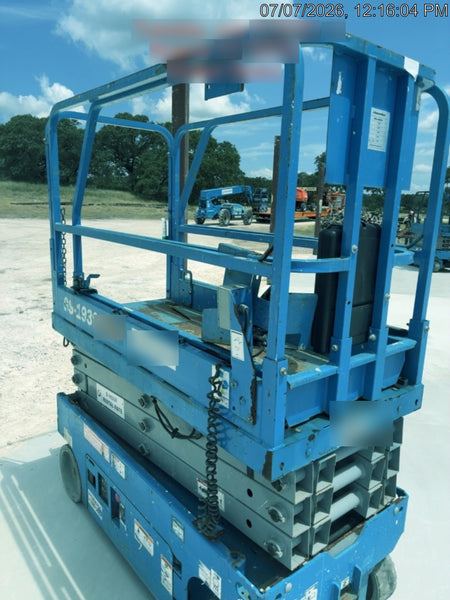 2019 Genie GS-1930 Fixed rails with chain Entry