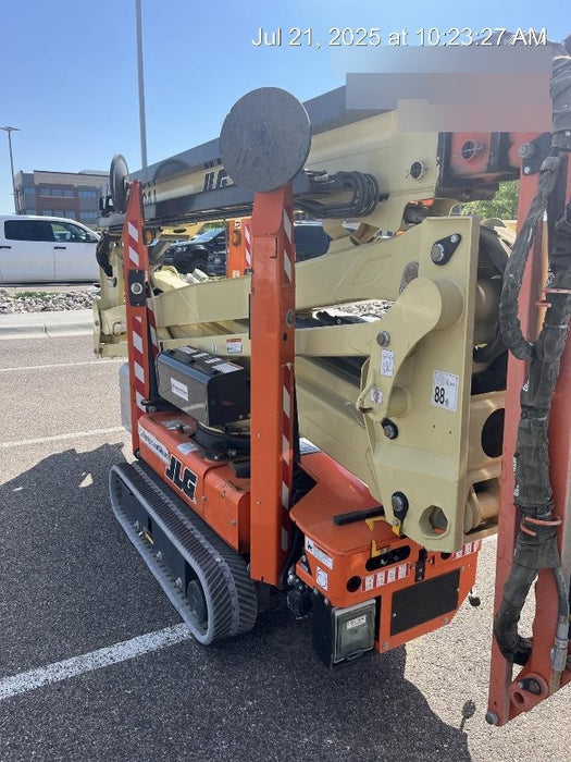 2020 JLG X600AJ
