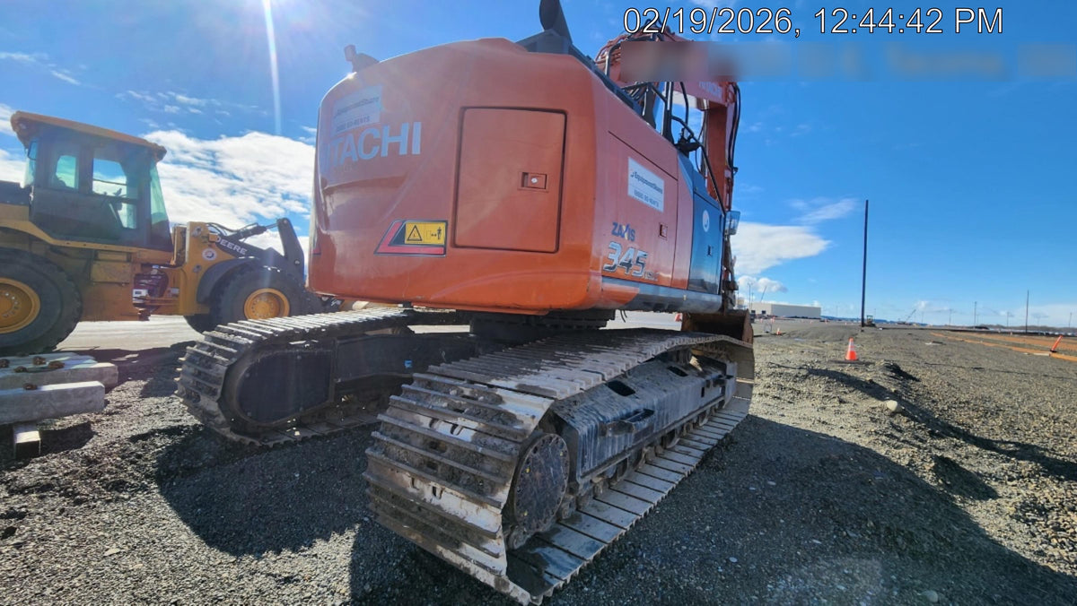 2025 HITACHI 54" Bucket - Hitachi