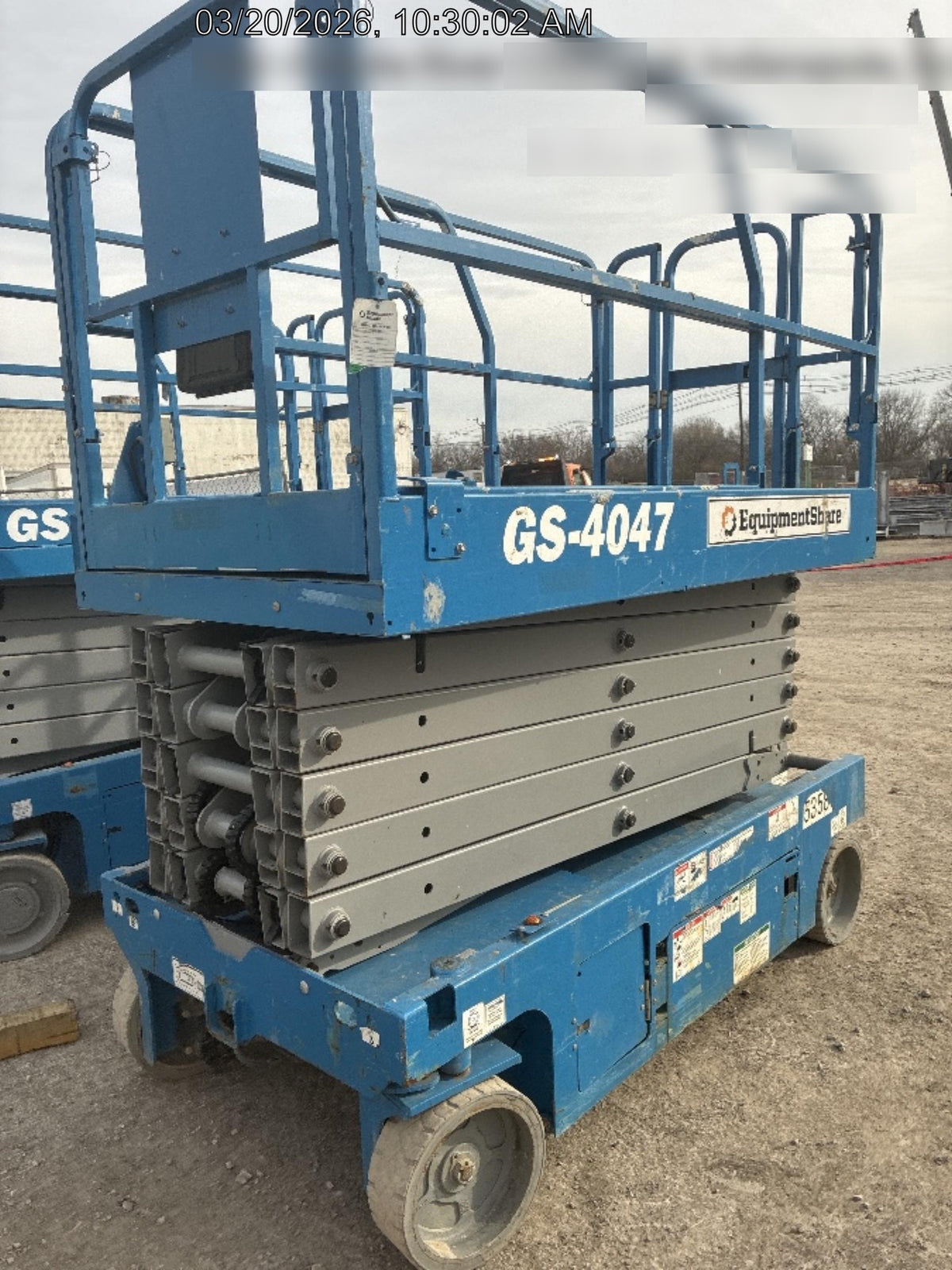 2019 Genie GS-4047 Folding rails with half height swing gate