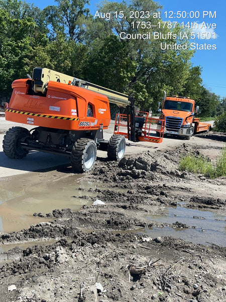 2023 JLG 660SJ