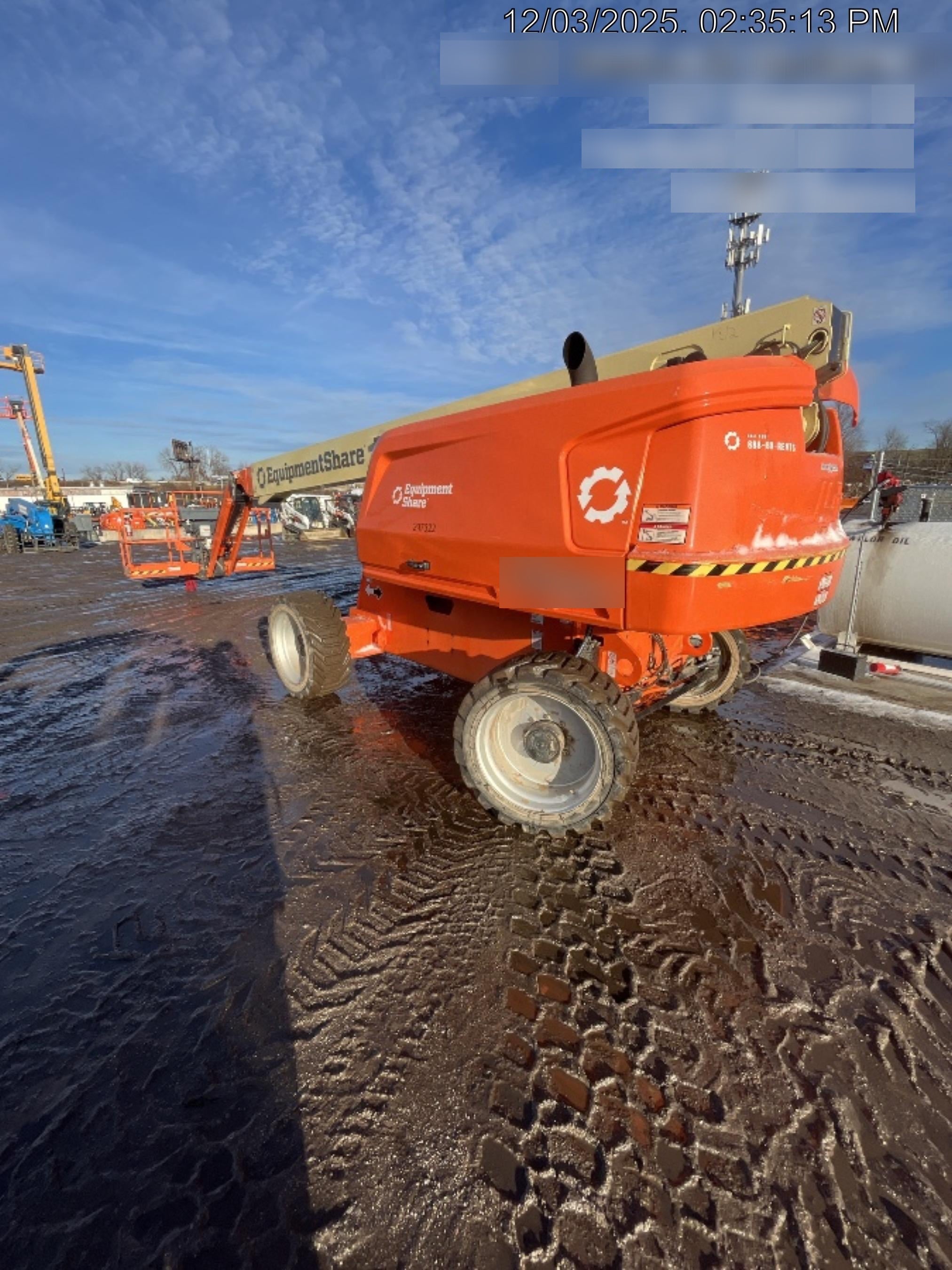 2023 JLG 660SJ
