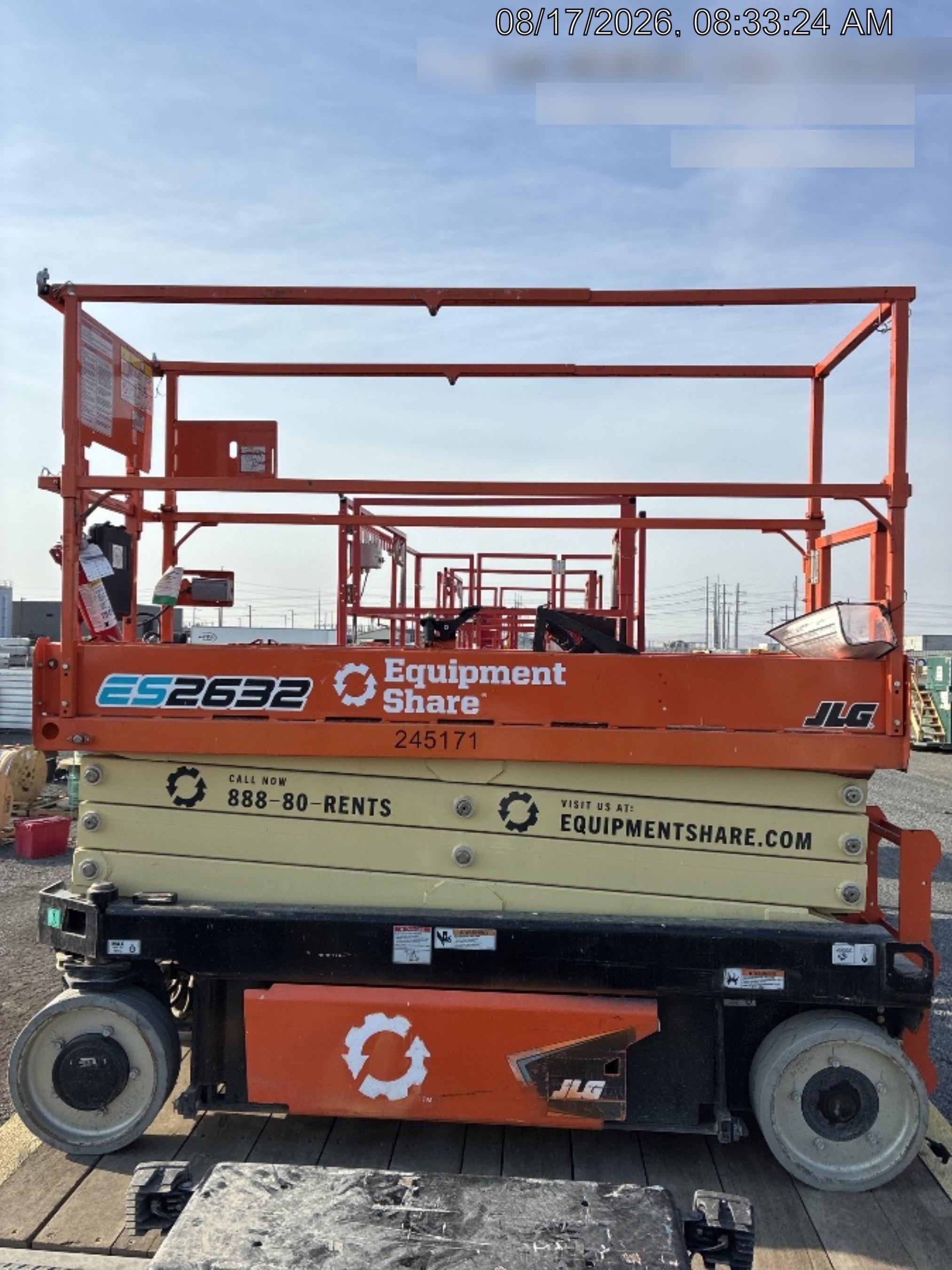 2022 JLG ES2632