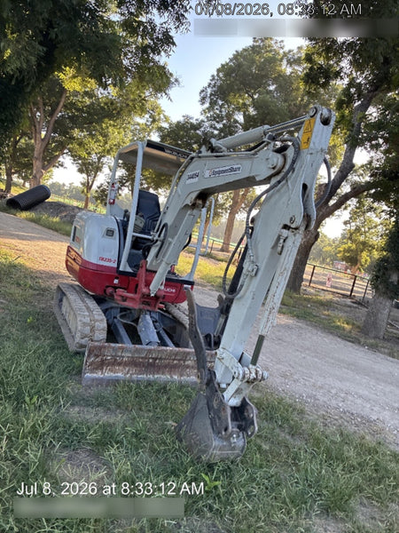 2023 TAKEUCHI TB235-2R