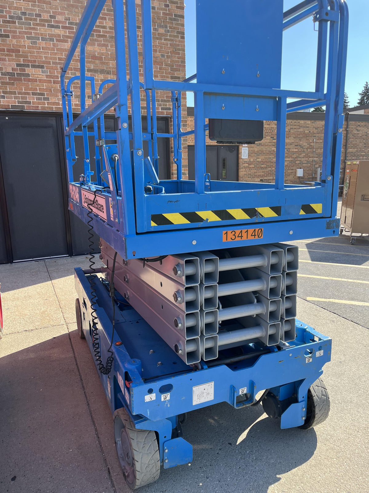 2021 GENIE GS-3246