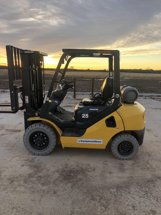 2021 KOMATSU FG25T-16