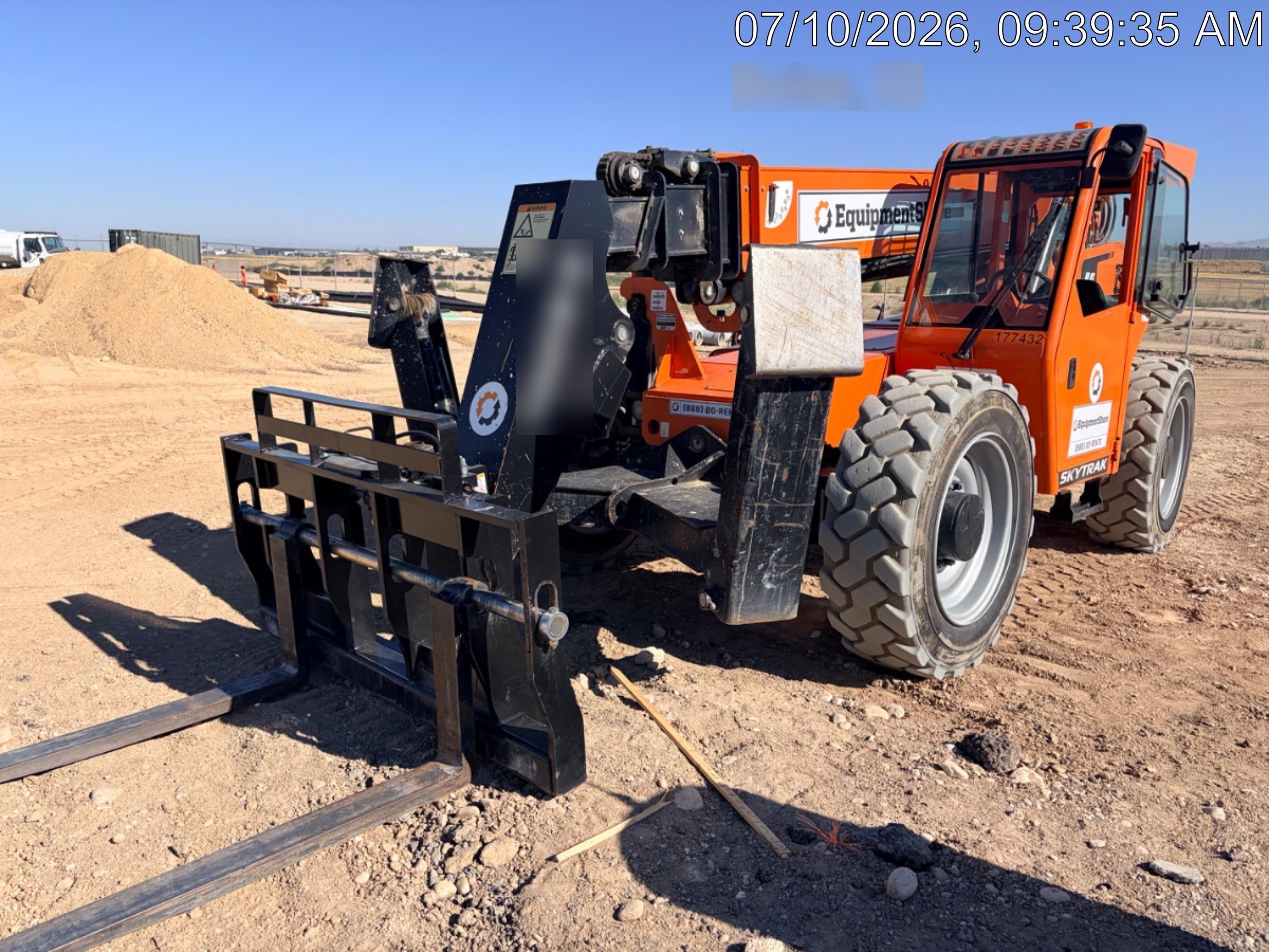 2021 SKYTRAK 10054