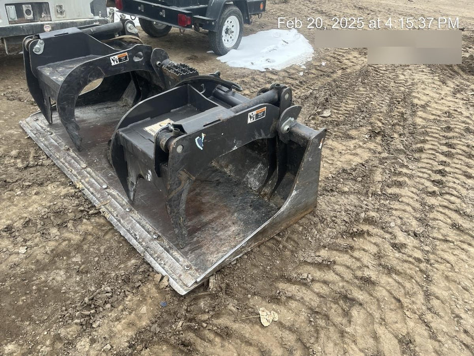 2018 PALADIN 76" Scrap Grapple Bucket - Paladin
