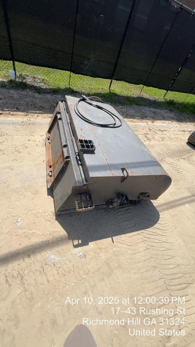 2021 PALADIN Sweepster SB72