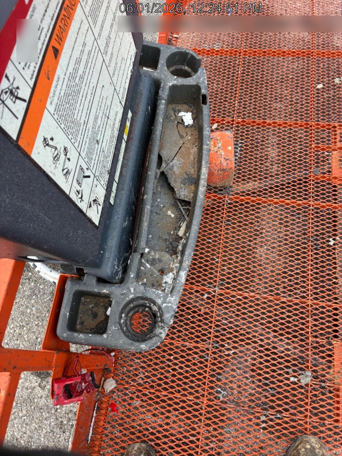 2023 JLG 460SJ