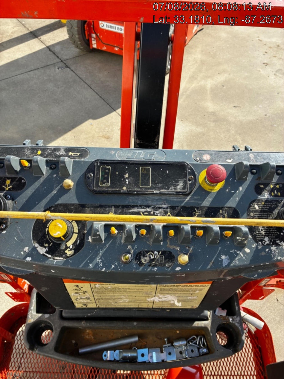 2021 JLG E300AJP