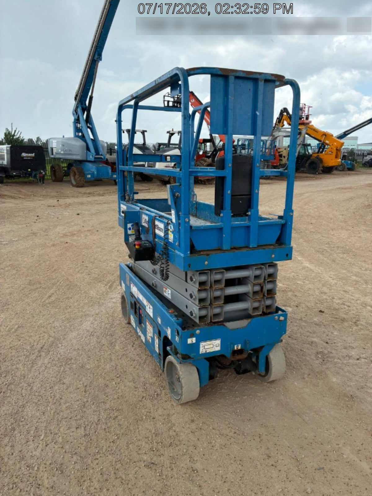 2020 Genie GS-1930 Solid Non Marking Tires, Beacon, Folding rails with half height swing gate