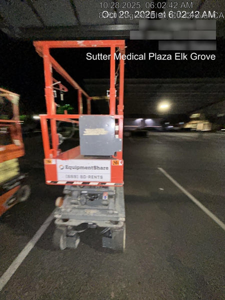 2020 Skyjack SJIII-3219 Solid NM Tires, Half height spring hinged entry gate, Dual Beacons, 800W Inverter