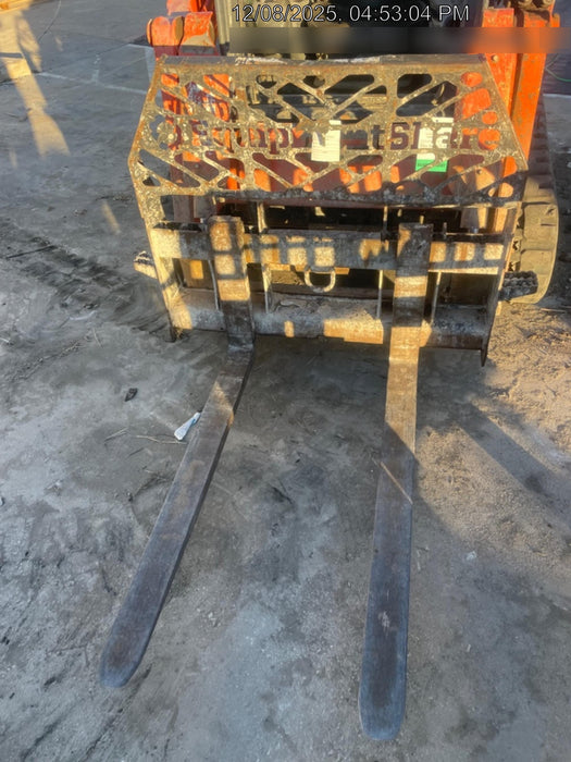 2020 EMKAY 48" Pallet Forks - Emkay