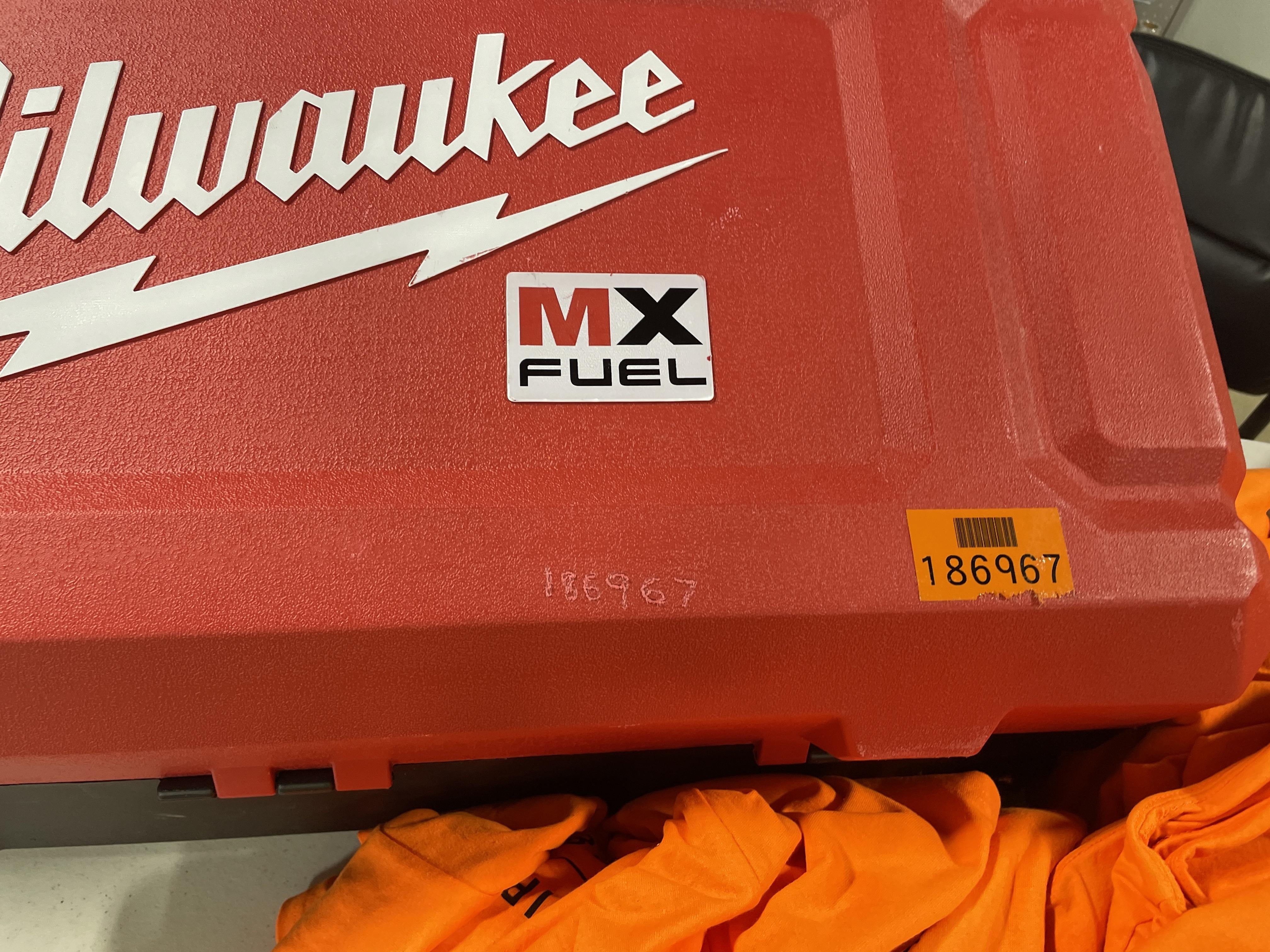 2021 MILWAUKEE MXF301-2CXS