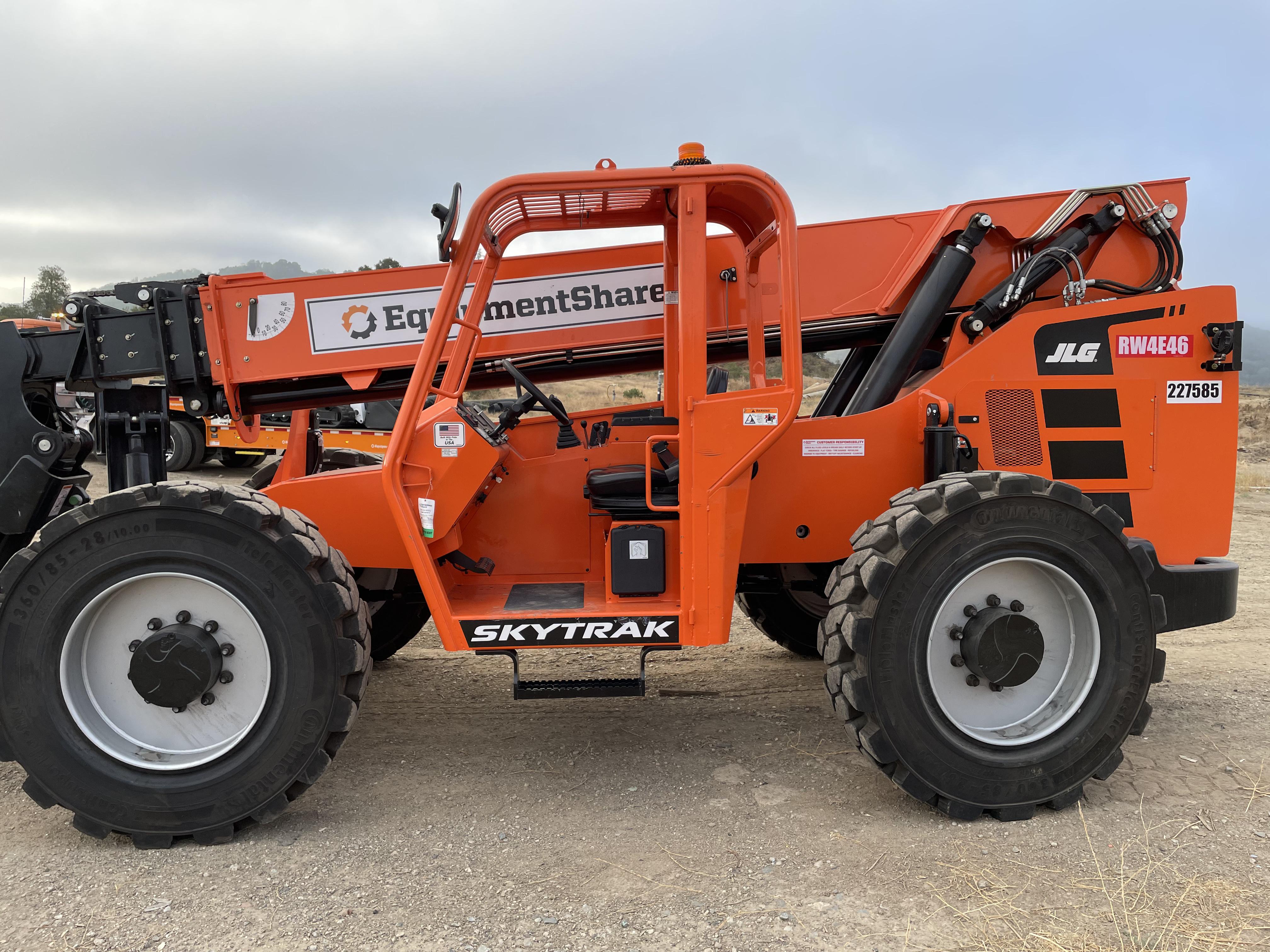 2022 SKYTRAK 10054