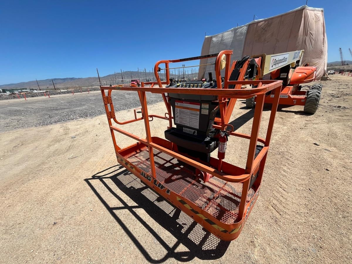 2021 JLG H600SJP