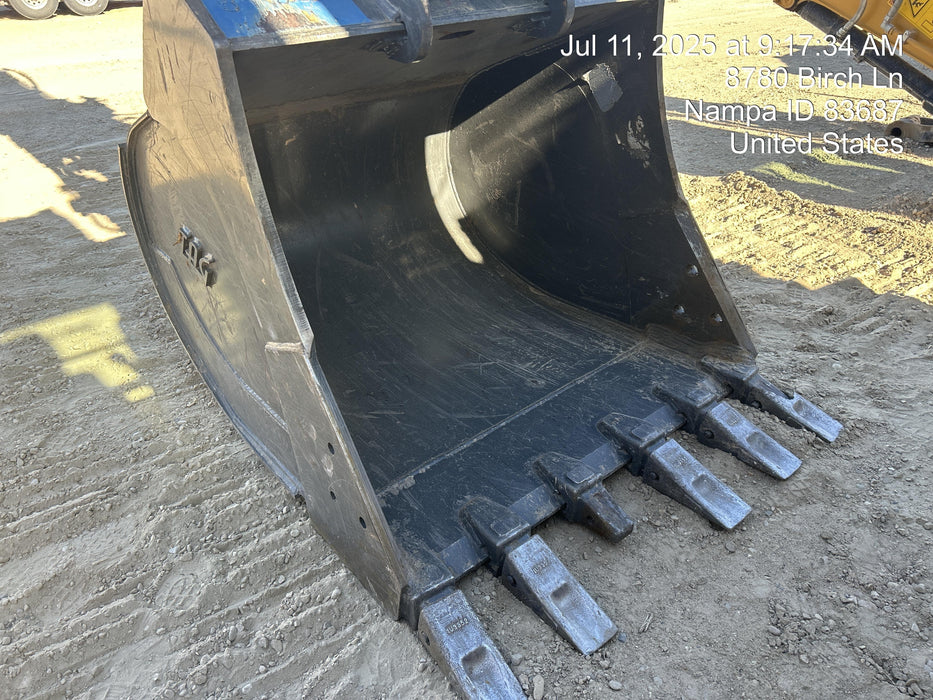 2025 JOHN DEERE 48" Bucket, Excavator 56,000 - 65,000 John Deere