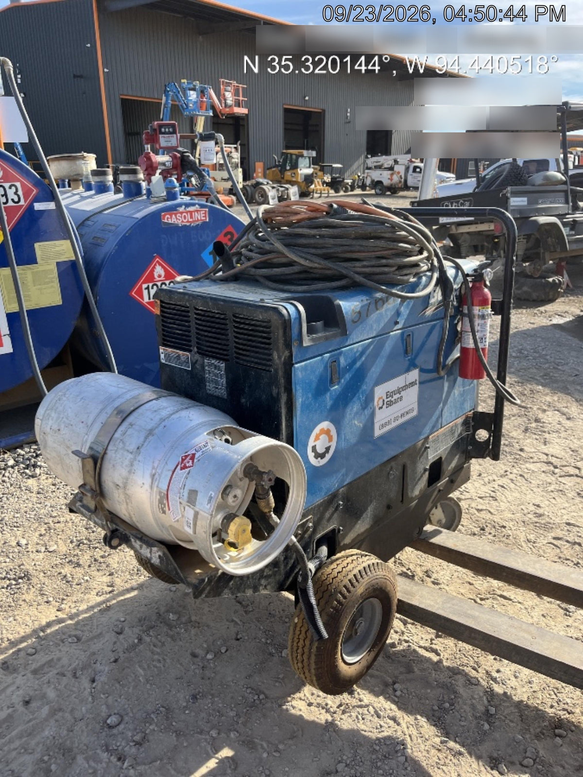 2019 Miller Electric BOBCAT 250 951600 PKG-250 amp Propane Welder, Standard w/Running Gear, Bracket, Hose"250 amp Propane Welder, Standard w/Running Gear, Bracket, Hose