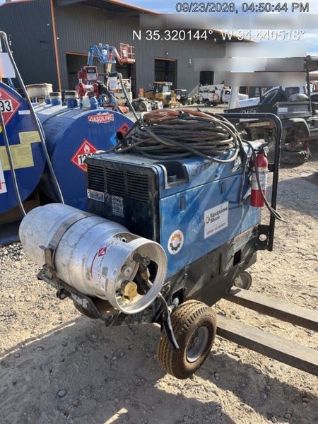 2019 Miller Electric BOBCAT 250 951600 PKG-250 amp Propane Welder, Standard w/Running Gear, Bracket, Hose"250 amp Propane Welder, Standard w/Running Gear, Bracket, Hose