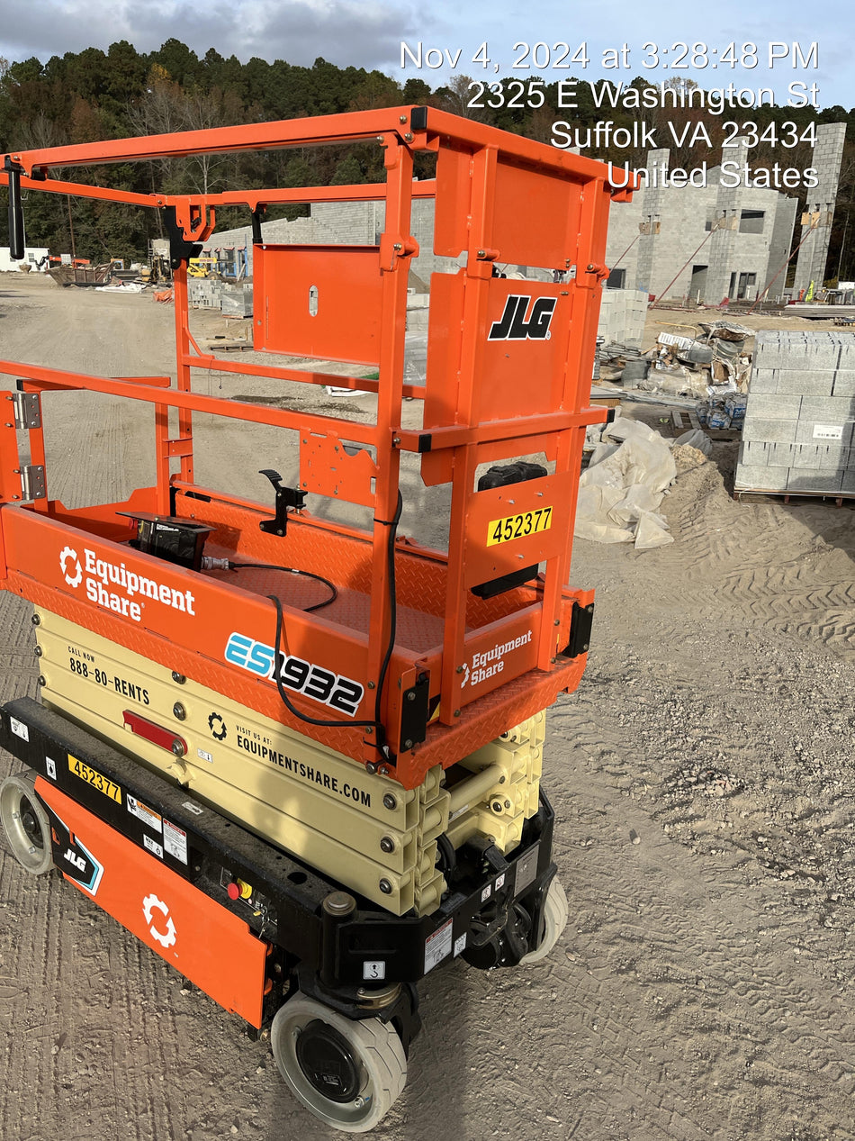 2024 JLG ES1932