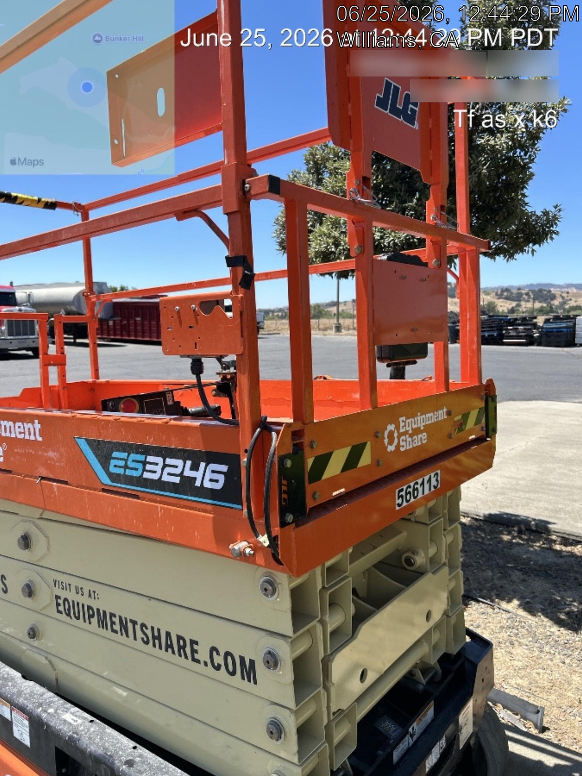 2025 JLG ES3246