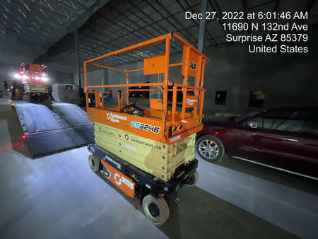 2022 JLG ES3246