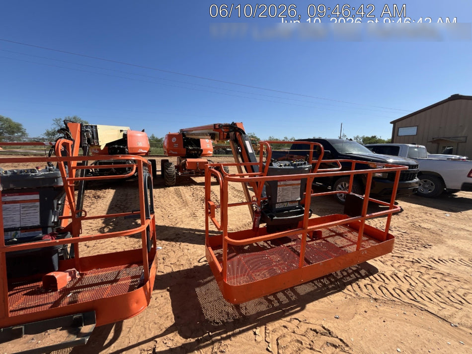 2023 JLG 660SJ