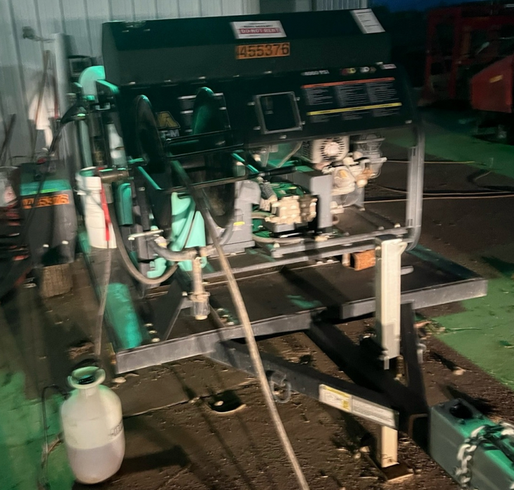 2024 MI-T-M AW-9000-0005 / DHG-4004-B0V6G