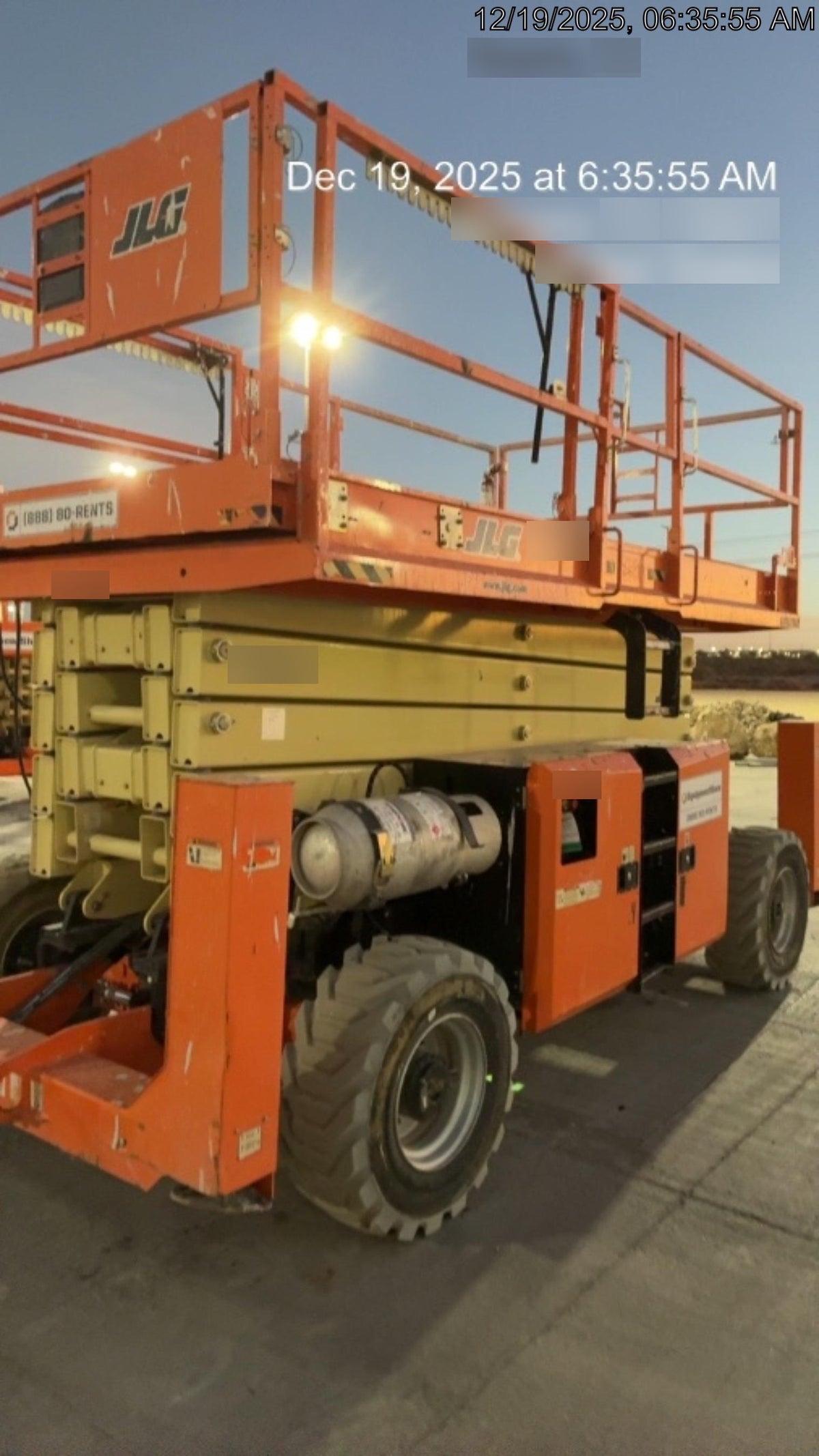 2020 JLG 530LRT
