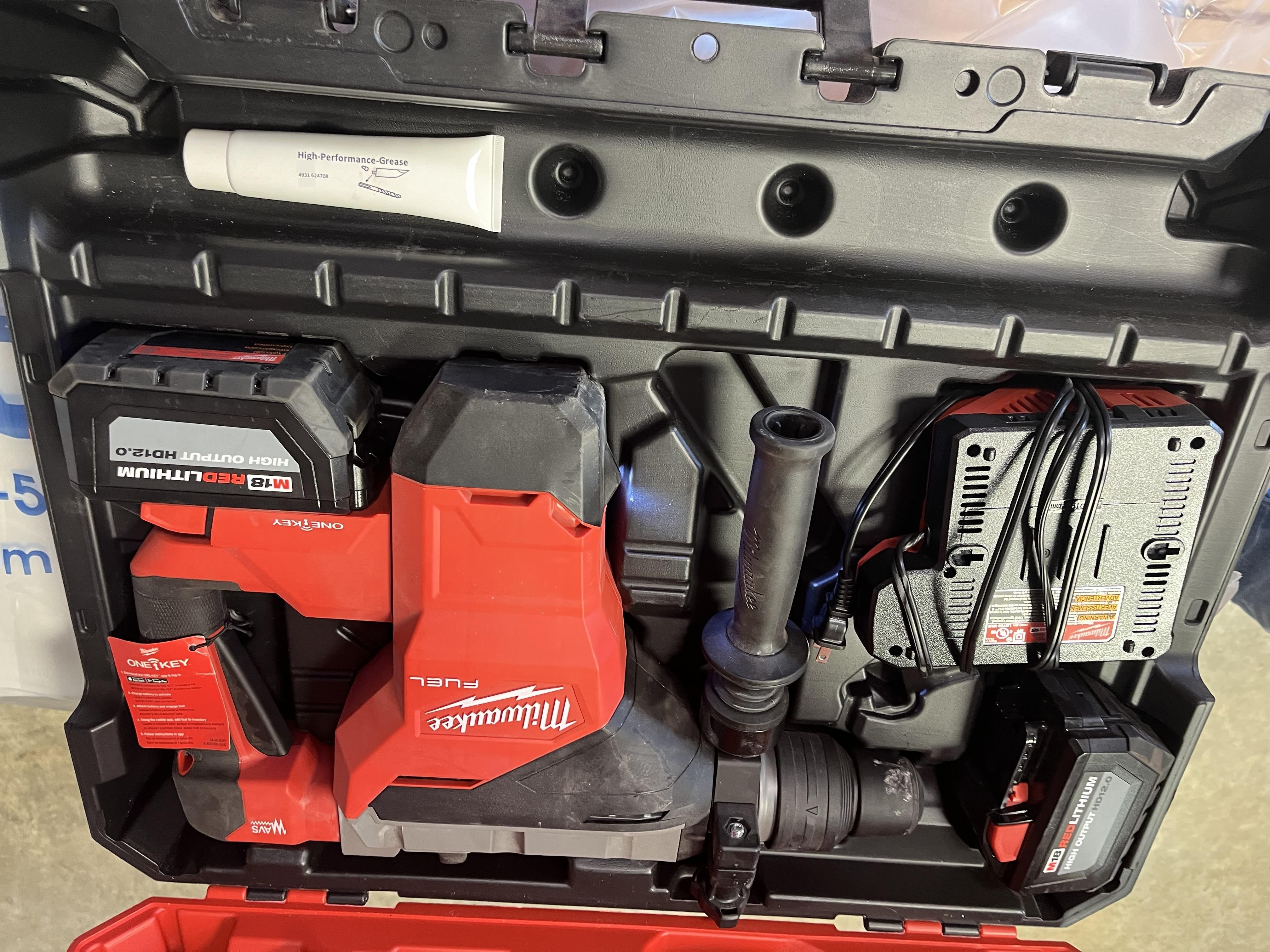 2021 MILWAUKEE 2718-22HD