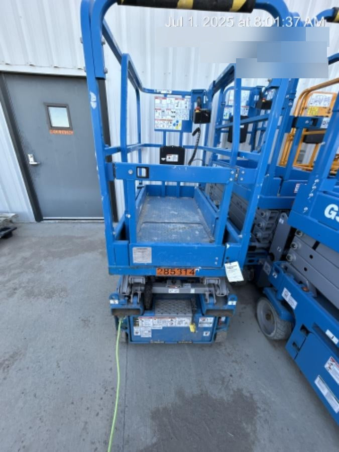 2022 GENIE GS-1432