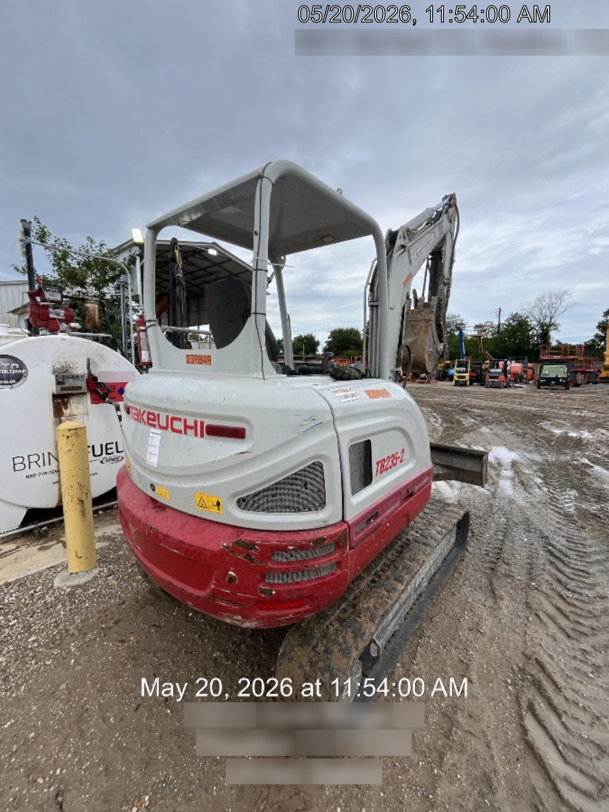 2022 TAKEUCHI TB235-2R