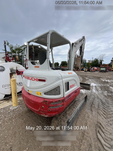 2022 TAKEUCHI TB235-2R