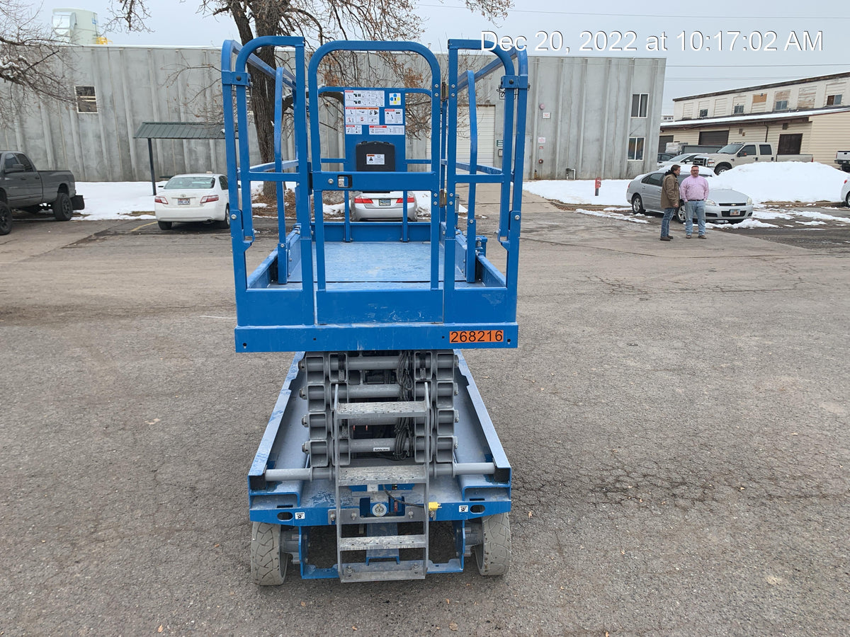 2022 GENIE GS-3246