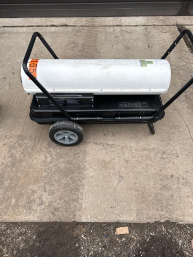 2022 LB WHITE Tradesman K175