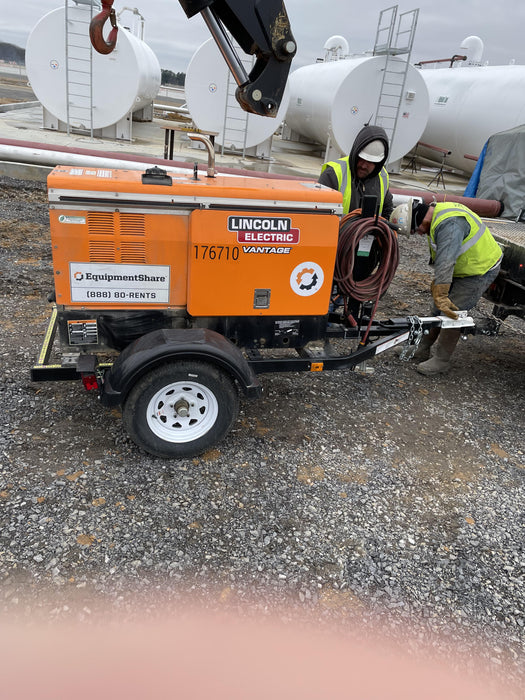 2021 Lincoln Electric Vantage 322 Vantage 322 Ready Pak 3 w/ Decals, ORANGE (includes trailer, cable rack, fender light kit) NO Telematics