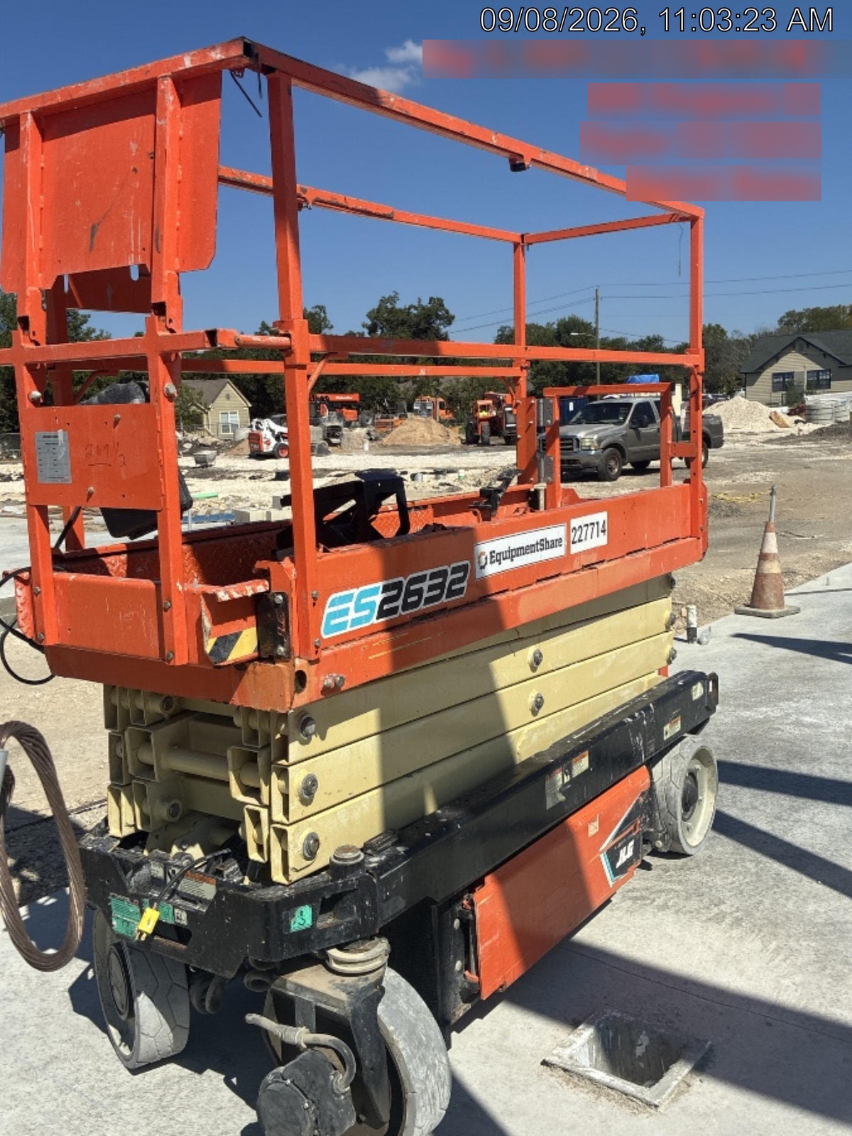 2022 JLG ES2632
