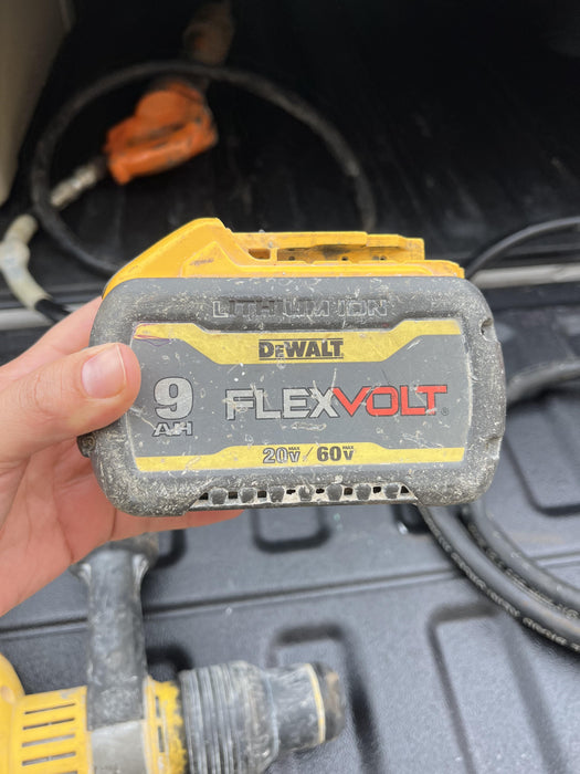 2021 DEWALT DCH614X2