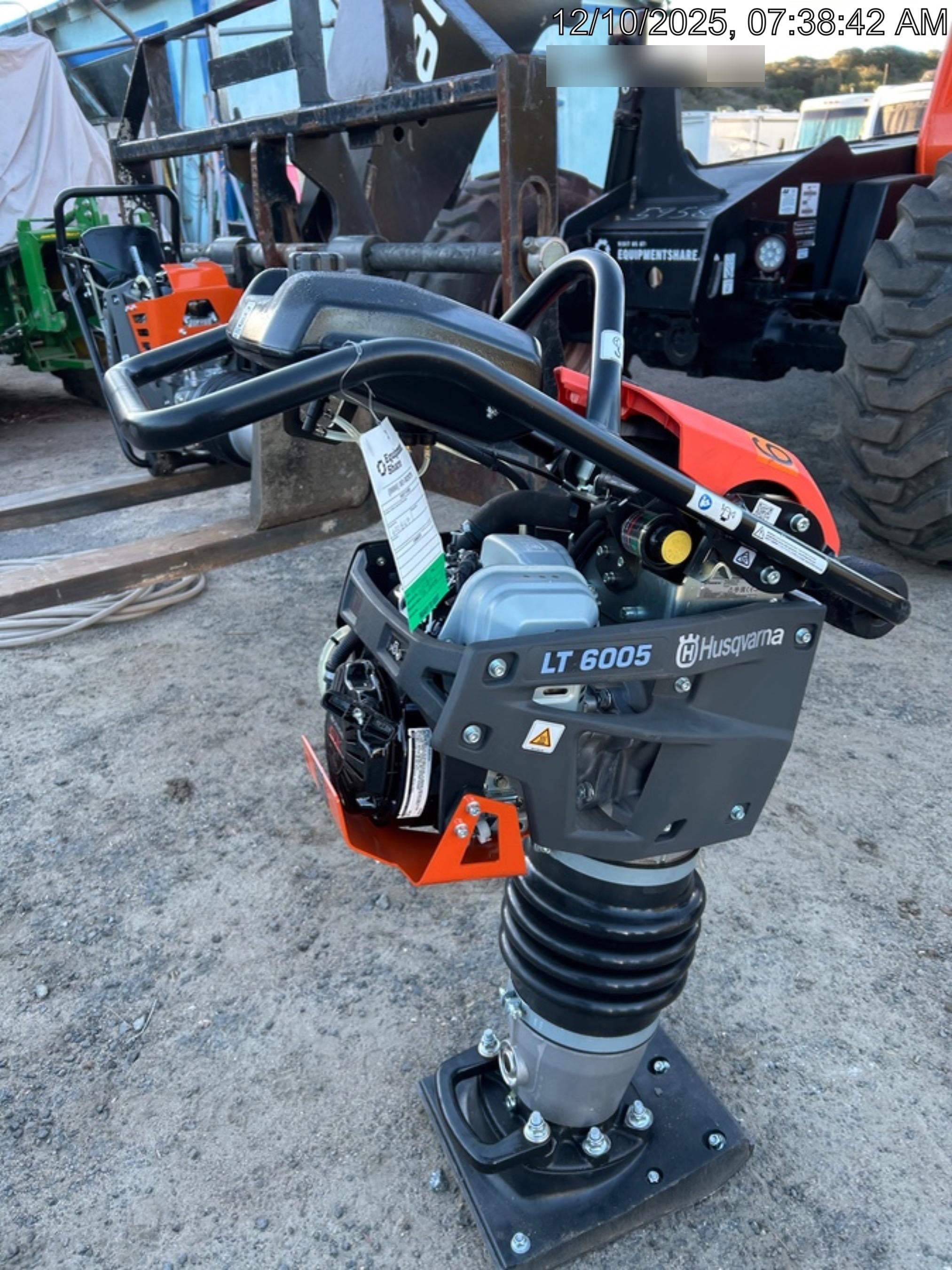 2025 HUSQVARNA LT6005
