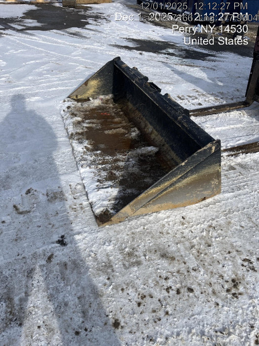 2025 JOHN DEERE 84" Bucket - John Deere