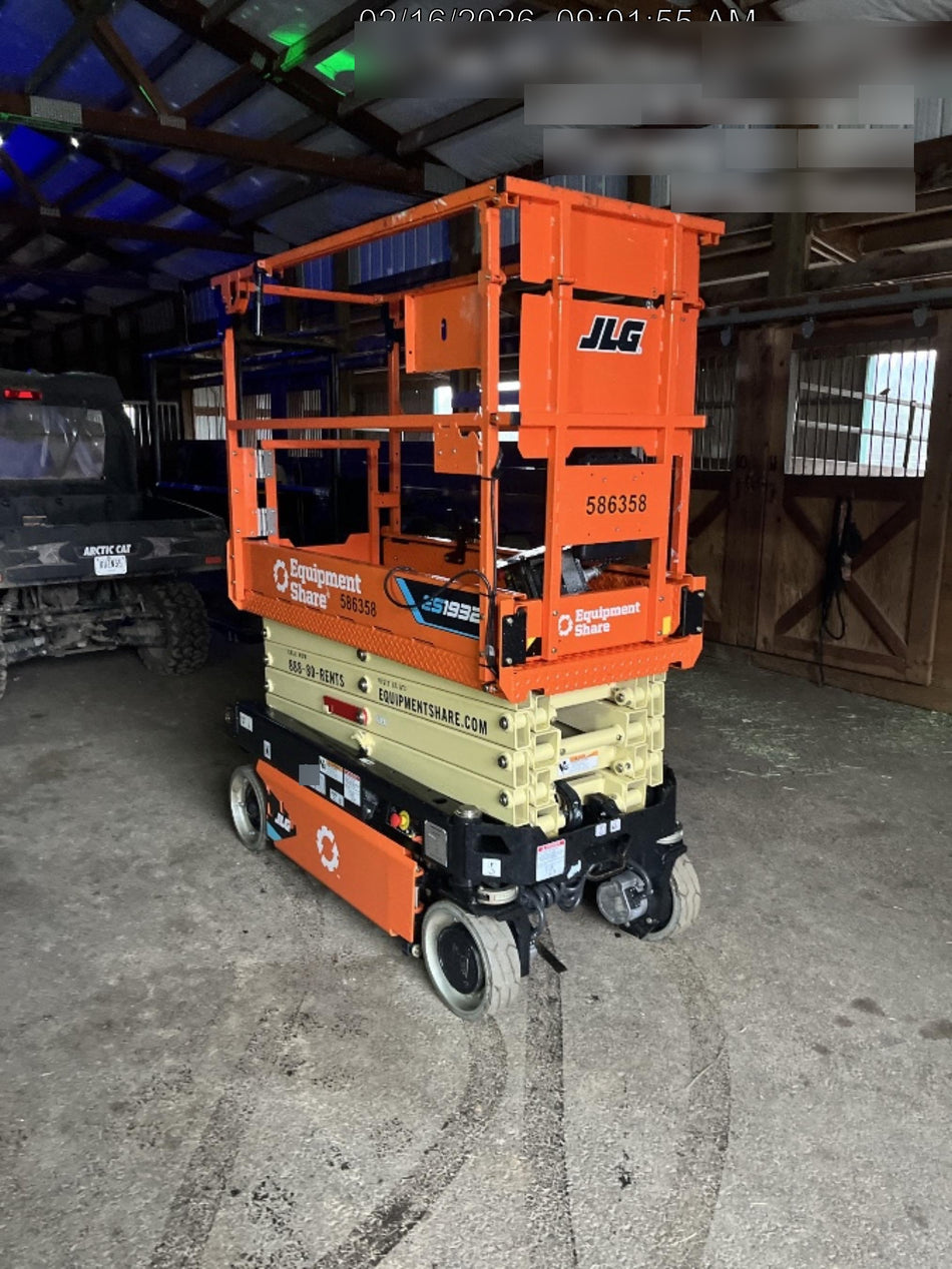 2025 JLG ES1932