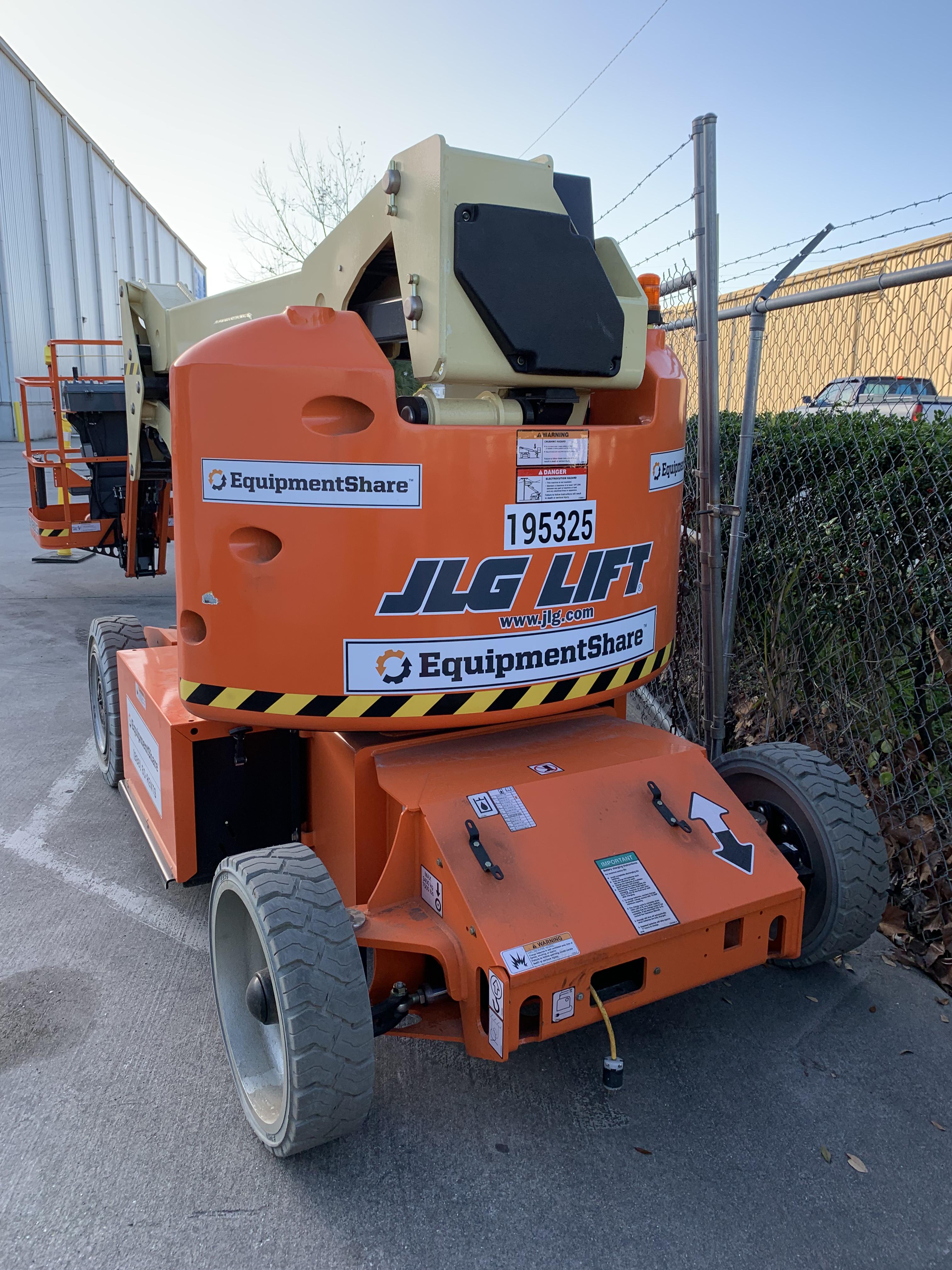 2021 JLG E400AJP Narrow